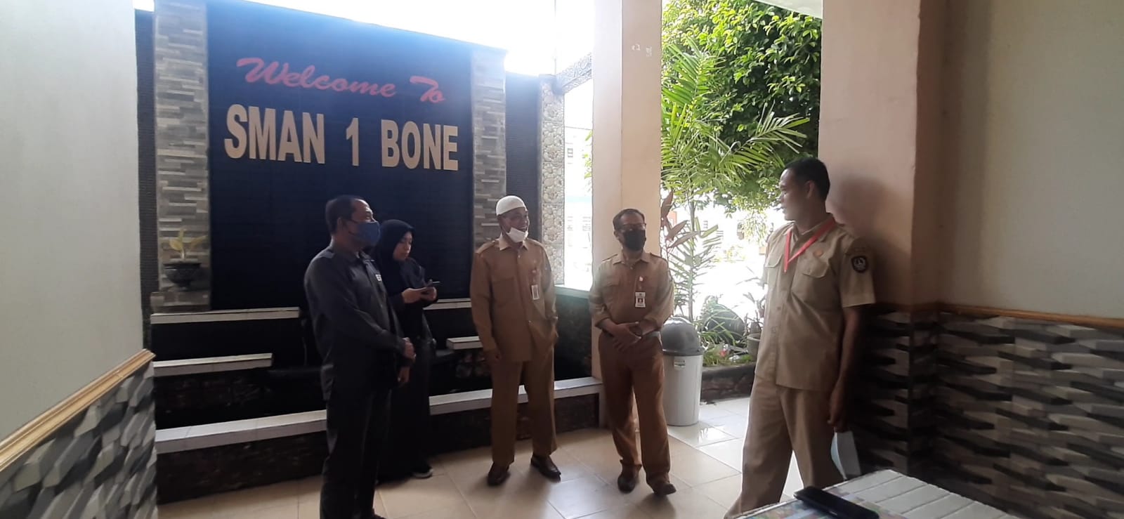 Lakukan Pencegahan Bagi Pemilih Pemula Bawaslu Kabupaten Bone Adakan Bawaslu Goes To School.