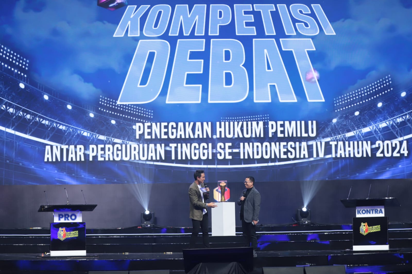 debatIV