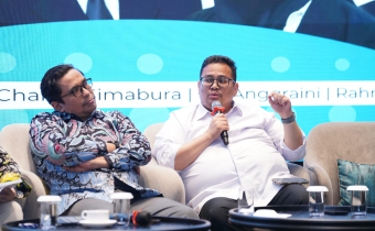 menuju deokratisasi