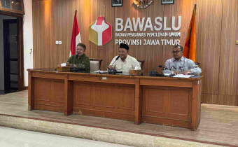 totok hadir